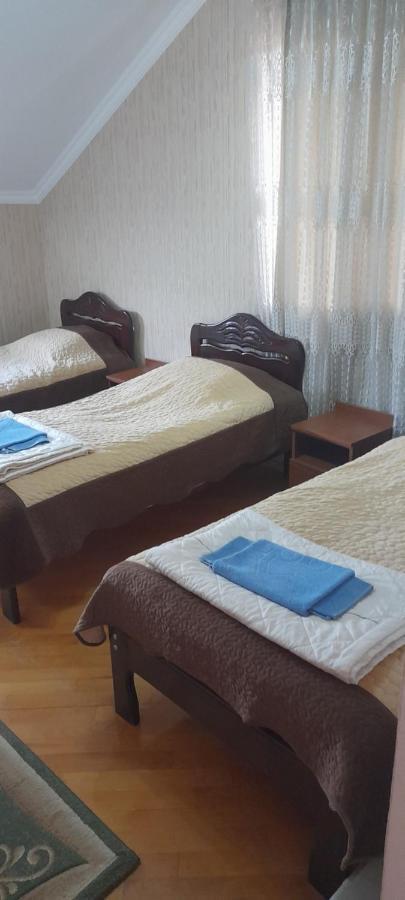Nona Guest House Shilda Ngoại thất bức ảnh