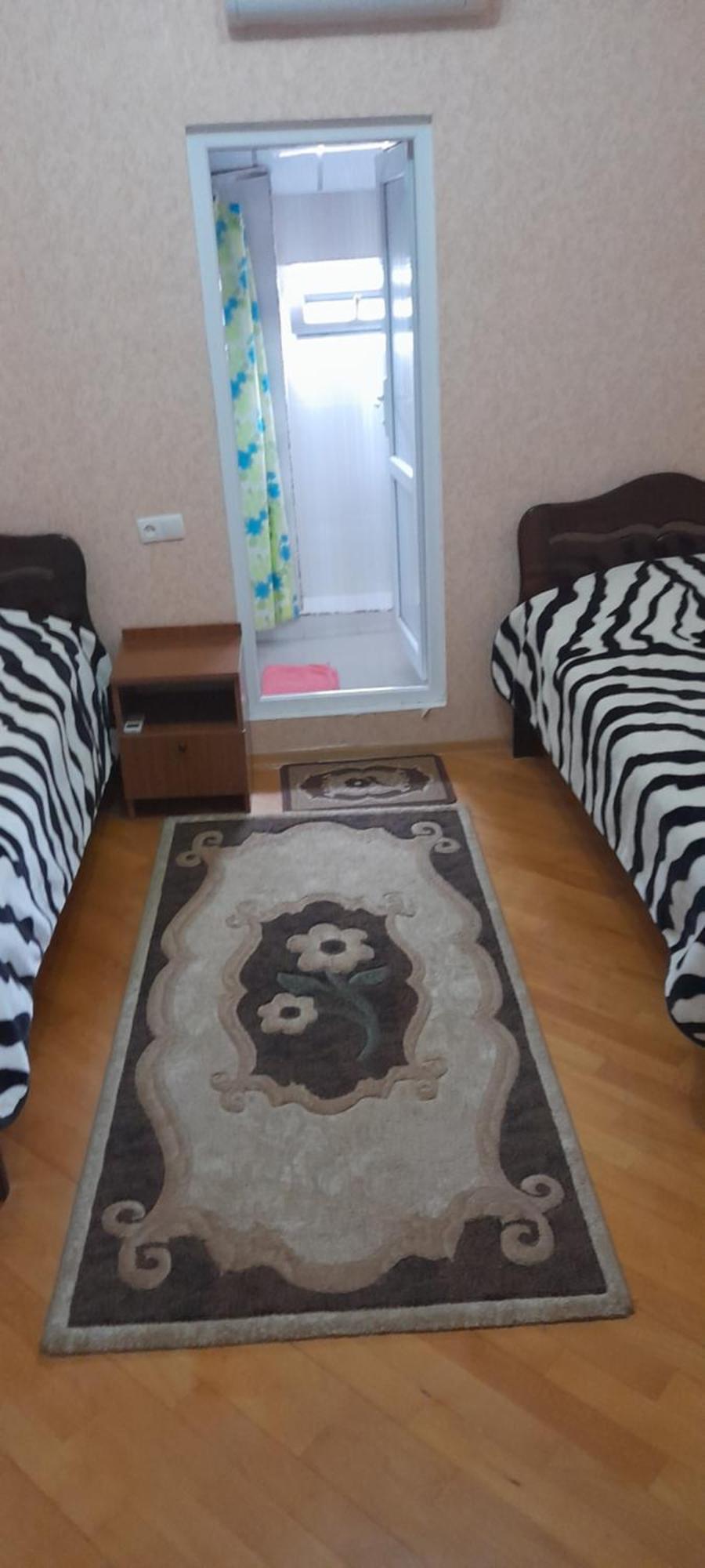 Nona Guest House Shilda Phòng bức ảnh